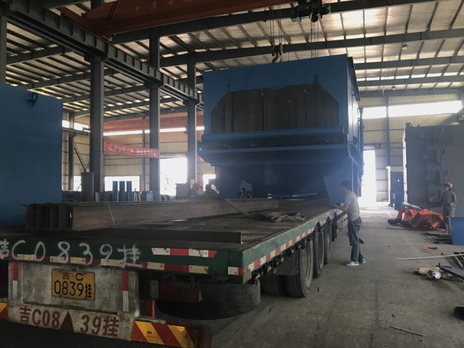 成功發貨至廣西南寧一臺環保節能的H型鋼結構拋丸機 1